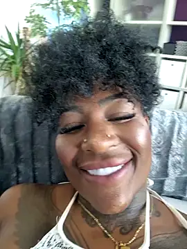 Snapshot of JosyBlack chatting on 12/24/24, 10:01 JosyBlack online show from 12/24/24, 10:01