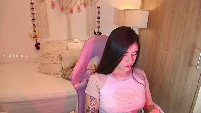 iriswest  online show from 02/04/26, 11:42