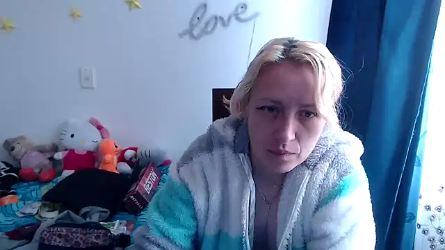 kittykalor09 online show from 12/16/24, 02:27