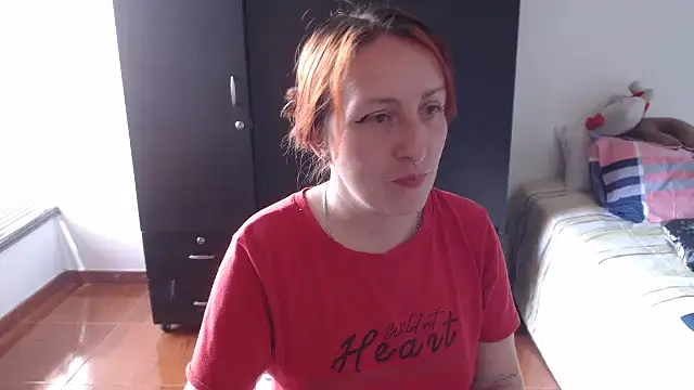 kittykalor09 online show from 11/22/25, 05:45