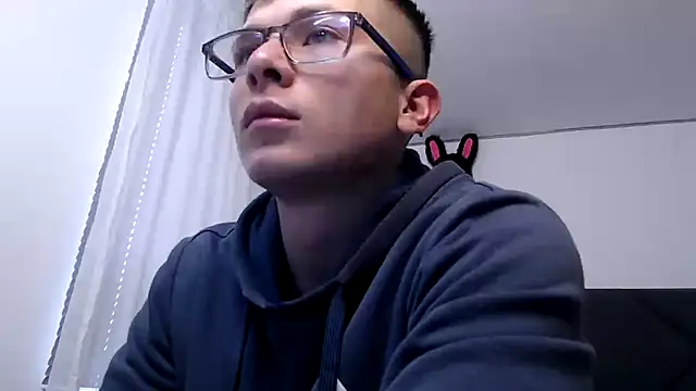 MathewCollin online show from 03/20/25, 03:47