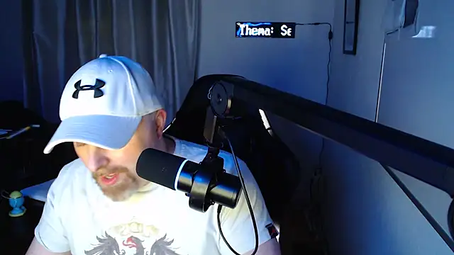 Snapshot of DerPornoPete chatting on 01/09/25, 01:08 DerPornoPete online show from 01/09/25, 01:08