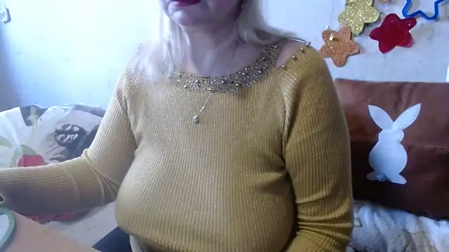 QueenLana online show from 02/28/25, 02:31