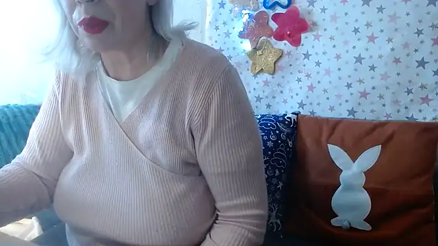 QueenLana online show from 02/11/26, 09:58