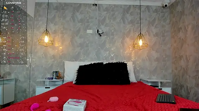 danaythamara1 online show from 09/12/25, 08:20