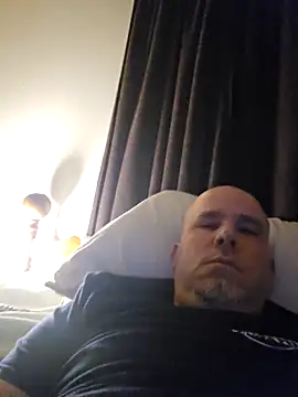 ke5eeo2 online show from 03/04/26, 01:33