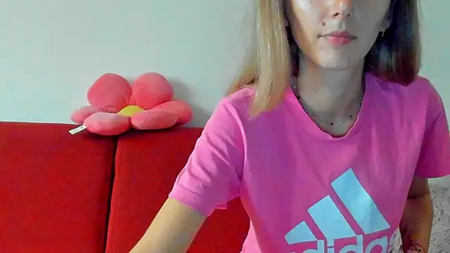 marie marie03 online show from 11/04/25, 09:41