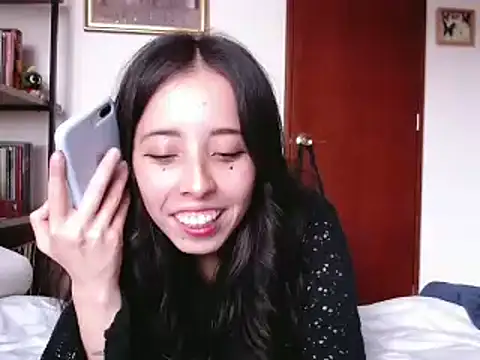 babyluna 8 8 online show from 12/04/24, 09:13