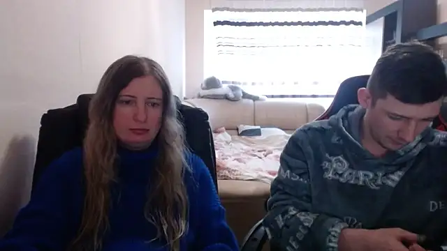 PeterAndJen online show from 03/17/25, 03:18