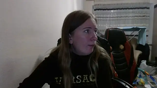 PeterAndJen online show from 10/01/25, 06:03