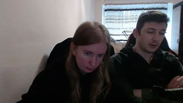 PeterAndJen online show from 10/12/25, 06:12