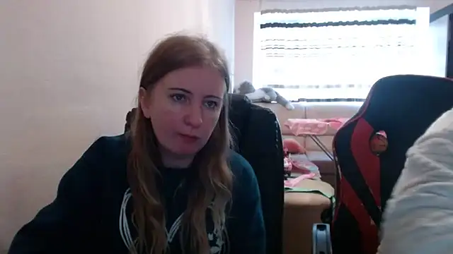 PeterAndJen online show from 11/01/25, 08:16