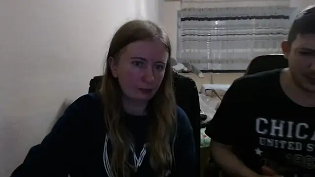 PeterAndJen online show from 11/03/25, 08:43