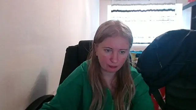 PeterAndJen online show from 03/25/26, 07:14