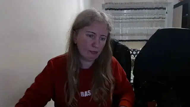 PeterAndJen online show from 04/07/26, 06:19