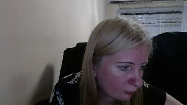 PeterAndJen online show from 05/31/26, 06:09