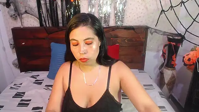 NikkieMilky online show from 10/23/25, 12:54