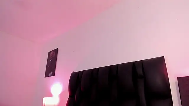 Snooky Clinton online show from 02/20/25, 05:44