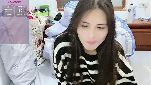 coco0318 online show from 12/26/24, 03:42