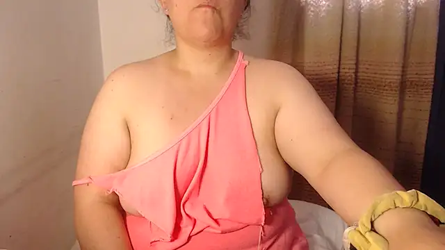 Snapshot of agathamiller01 chatting on 04/26/26, 02:26 agathamiller01 online show from 04/26/26, 02:26