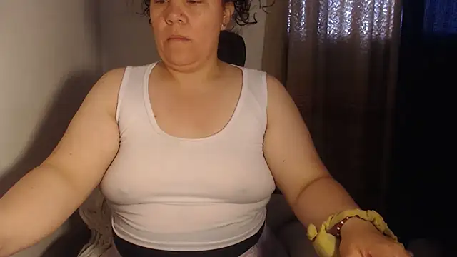 agathamiller01 online show from 07/06/26, 11:29