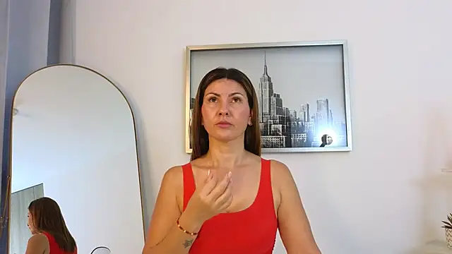 Snapshot of bella__adams chatting on 01/17/26, 04:00 bella adams online show from 01/17/26, 04:00