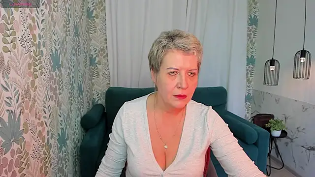 KathySunn online show from 01/30/25, 01:31