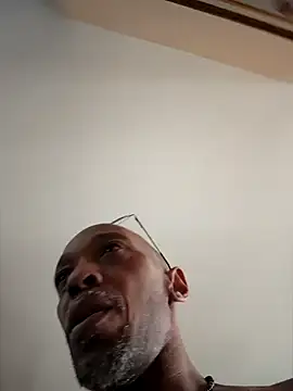 Snapshot of Lonelynudist59 chatting on 02/20/25, 01:08 Lonelynudist59 online show from 02/20/25, 01:08