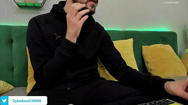 Dylan Best online show from 11/19/25, 10:54