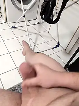 Snapshot of Philip266@xh chatting on 01/31/25, 05:09 Philip266xh online show from 01/31/25, 05:09