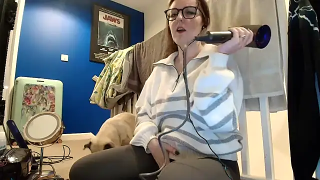 short sweetpea online show from 11/10/25, 05:23