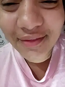 Snapshot of Hilarybunnyy chatting on 01/11/26, 02:11 Hilarybunnyy online show from 01/11/26, 02:11