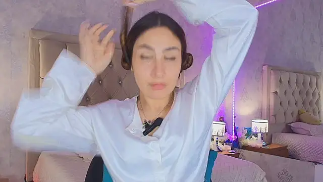 nini love01 online show from 02/02/26, 03:49