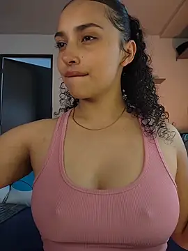 Snapshot of Lucy_Marin chatting on 05/11/26, 03:29 Lucy Marin online show from 05/11/26, 03:29