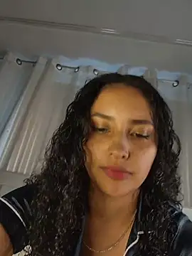 Snapshot of Lucy_Marin chatting on 06/05/26, 06:57 Lucy Marin online show from 06/05/26, 06:57