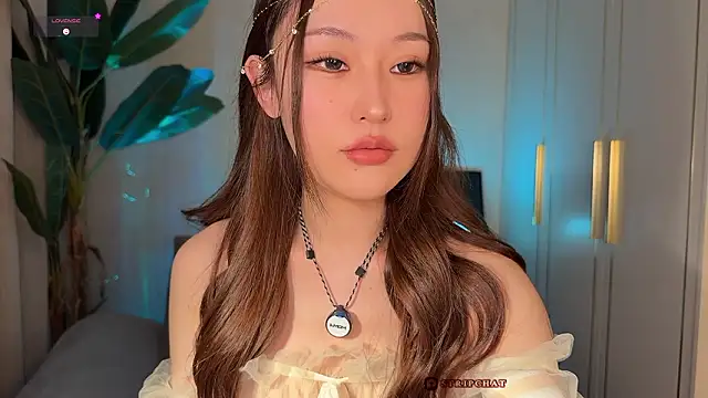 sphynx- - online show from 01/17/26, 11:37