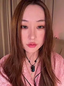 sphynx- - online show from 04/25/26, 12:41