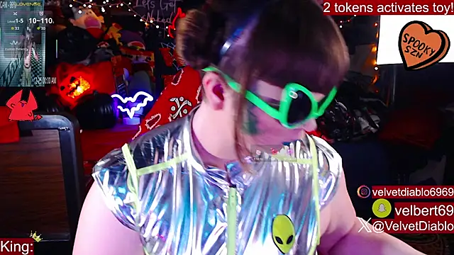 VelvetDiablo online show from 10/15/25, 12:11