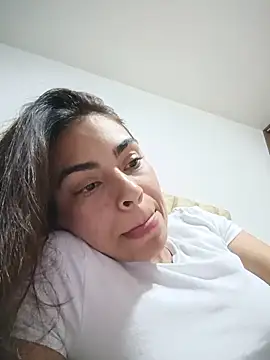 Snapshot of Ivanna2 chatting on 07/01/26, 01:51 Ivanna2 online show from 07/01/26, 01:51