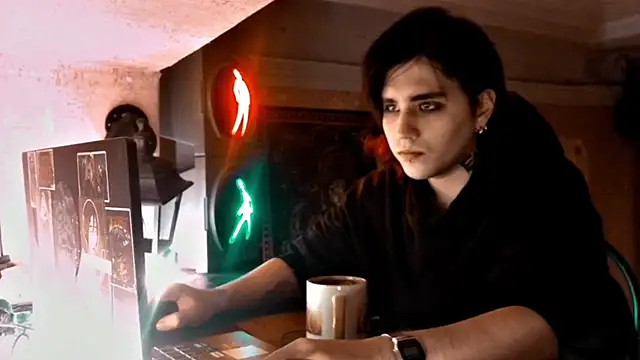 Snapshot of sademobeer chatting on 02/09/26, 09:52 sademobeer online show from 02/09/26, 09:52