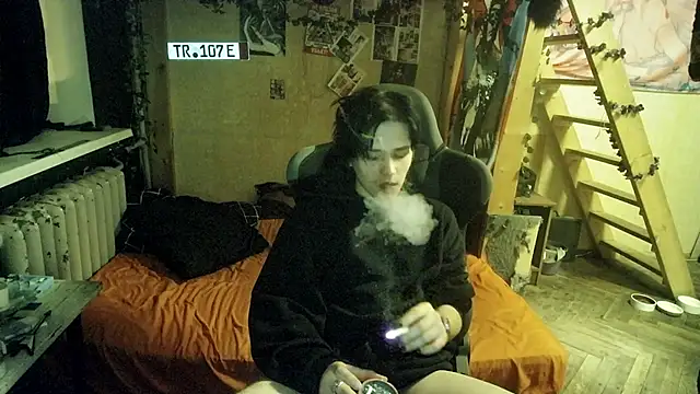 Snapshot of sademobeer chatting on 02/23/26, 03:48 sademobeer online show from 02/23/26, 03:48