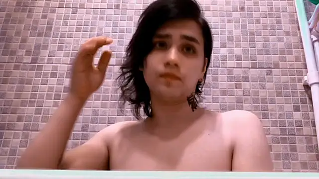 Snapshot of sademobeer chatting on 02/24/26, 11:14 sademobeer online show from 02/24/26, 11:14