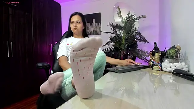 Amaia Bushida online show from 09/12/25, 02:11