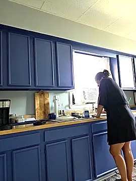 Snapshot of Nikkierosee chatting on 10/02/25, 02:13 Nikkierosee online show from 10/02/25, 02:13