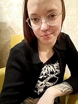 Snapshot of Aelita_bb chatting on 01/27/25, 06:41 Aelita bb online show from 01/27/25, 06:41