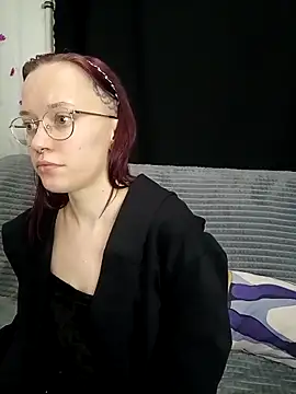 Snapshot of Aelita_bb chatting on 03/02/25, 07:45 Aelita bb online show from 03/02/25, 07:45