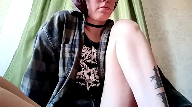 Snapshot of Aelita_bb chatting on 03/07/25, 01:40 Aelita bb online show from 03/07/25, 01:40
