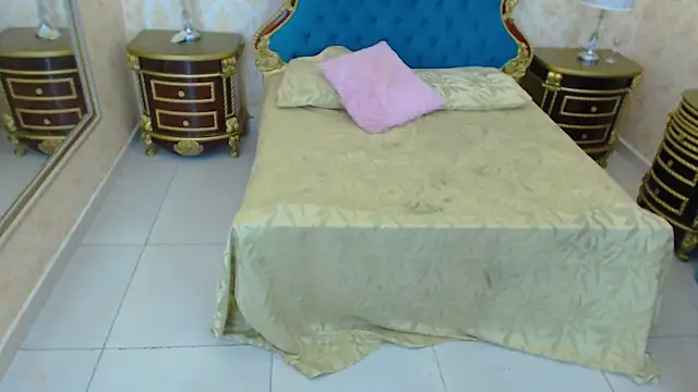 PamelaTomson online show from 11/18/25, 12:42