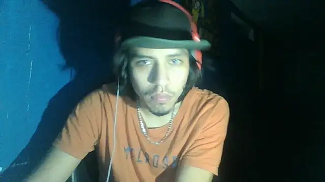 AlexAlejandro13 online show from 10/10/25, 07:07