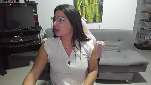 Khalifa Gold online show from 03/18/26, 01:09